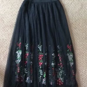 Black skirt with flowers